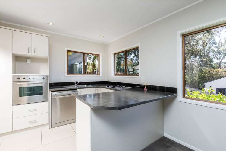 1/37 Camrose Place Glenfield_7