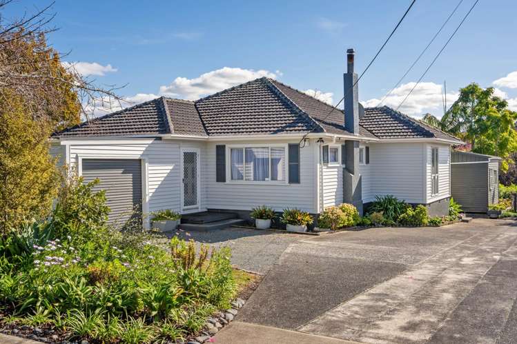 7 Montgomery Avenue_0