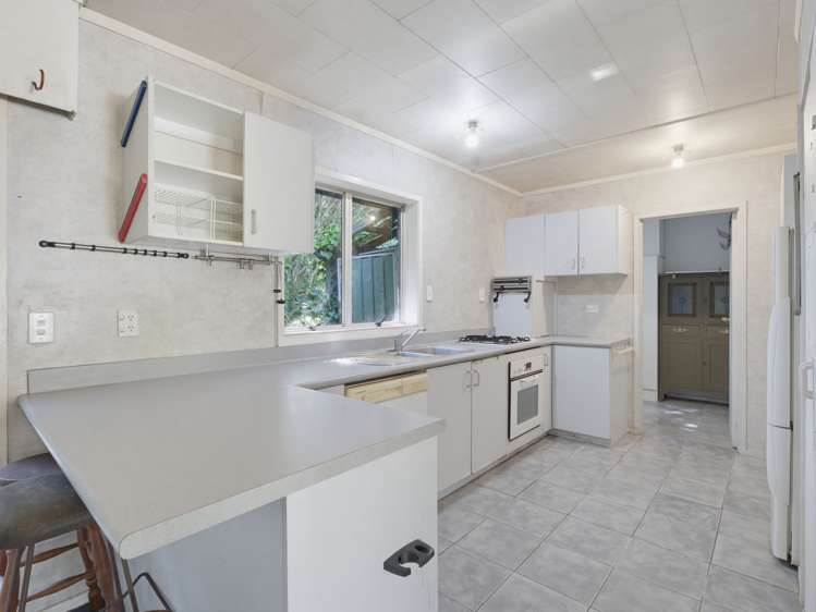 406 Main Road Tairua_13