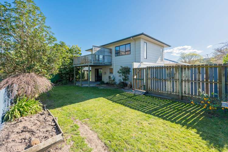28 Warwick Crescent Taradale_16