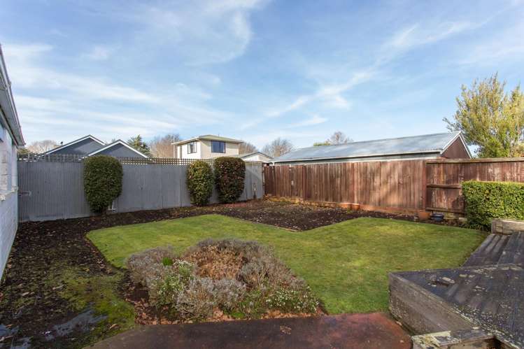 6 Rathlin Street Redwood_17