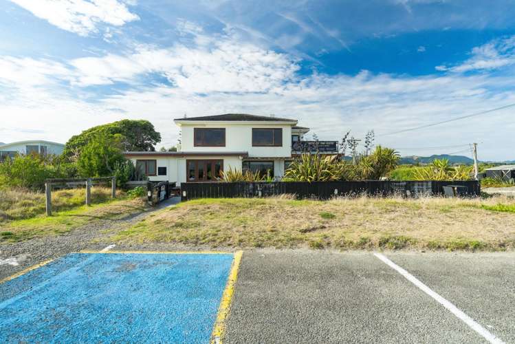 1 Waimea Road Waikanae Beach_14