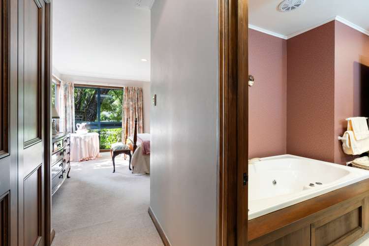 238 Fairway Drive Kamo_10