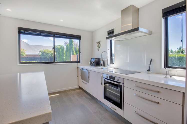 7 Quantock Place Burwood_11