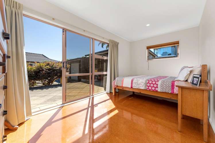 6 Fielding Crescent Farm Cove_18