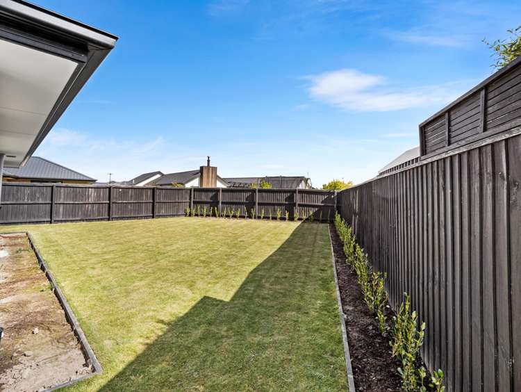 18 Whitehorn Drive Lincoln_25