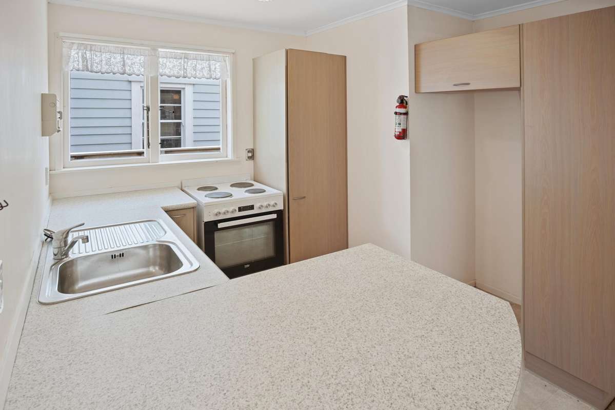 B/71 Commercial Road_4