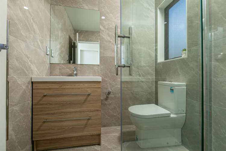 9a Kingdale Road Henderson_8