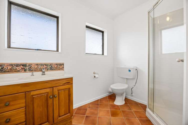 25 Wellesley Road Mangere Bridge_21