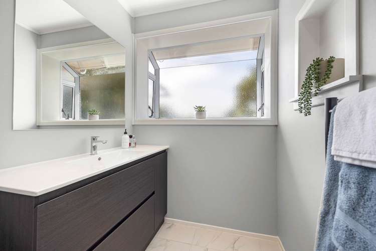 8 Rowlands Avenue Mt Wellington_12