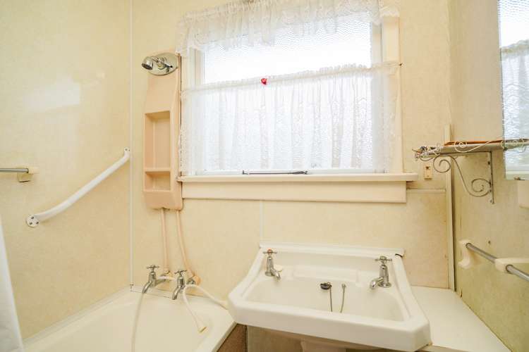 7 Adamson Crescent Glengarry_11