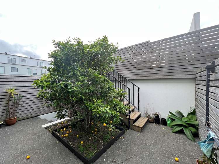 12 Kimiora Street Three Kings_14