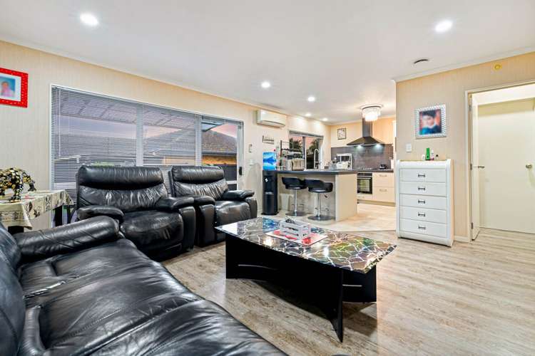 33 Sarteano Drive Manurewa_6