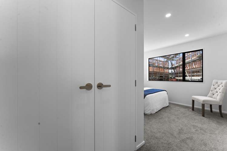 11 Greenbrier Street Westgate_12