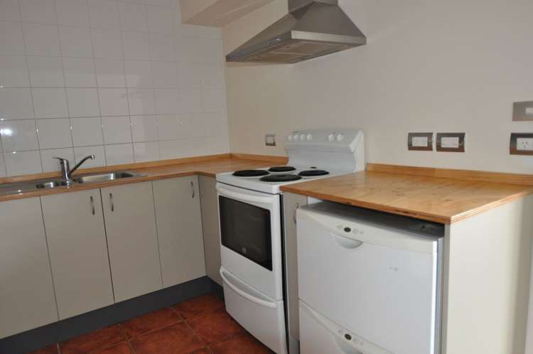 8/408 The Esplanade Island Bay_14