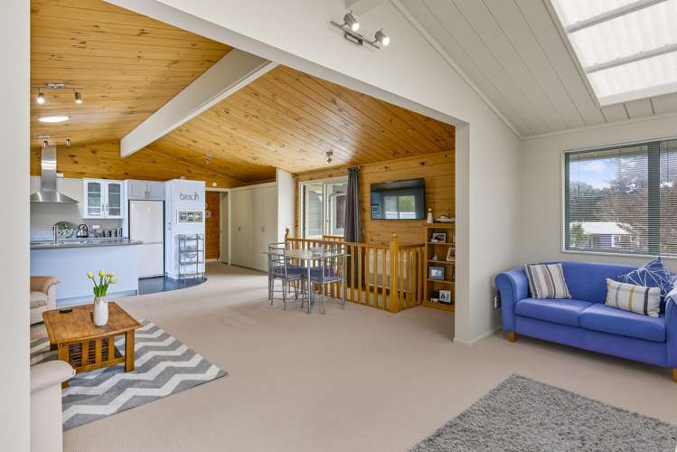 13 Grange Park Avenue Raumati South_3