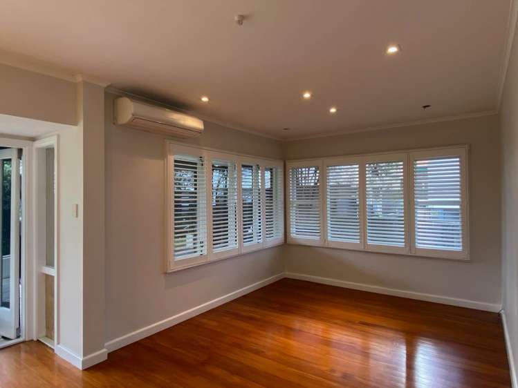 18 Williamson Avenue Belmont_6