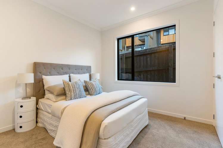 6 Luff Place Long Bay_29