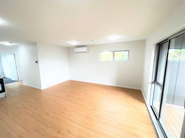 107/3 Beaumonts Way Manurewa_2