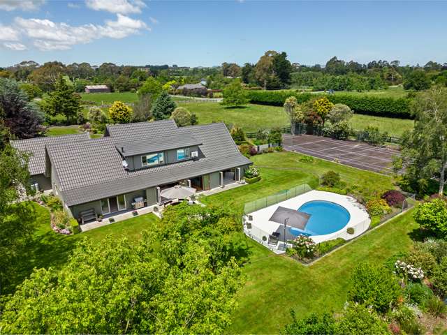 87 Willow Park Drive Opaki_2