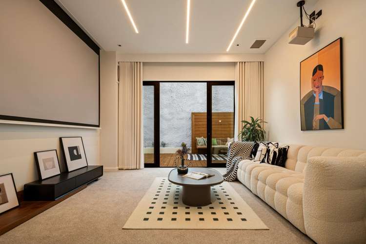 173 Point View Drive East Tamaki Heights_13