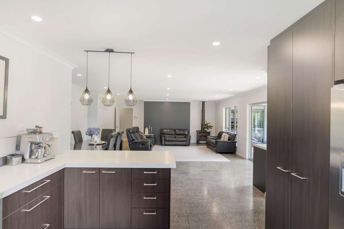 93 Riverstream Drive_1