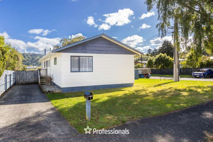 1 Monarch Grove Maoribank_1