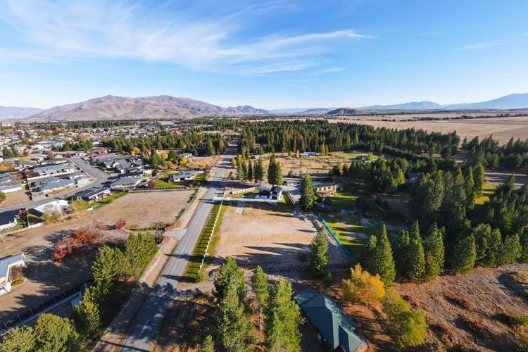 16a North West Arch Twizel_34