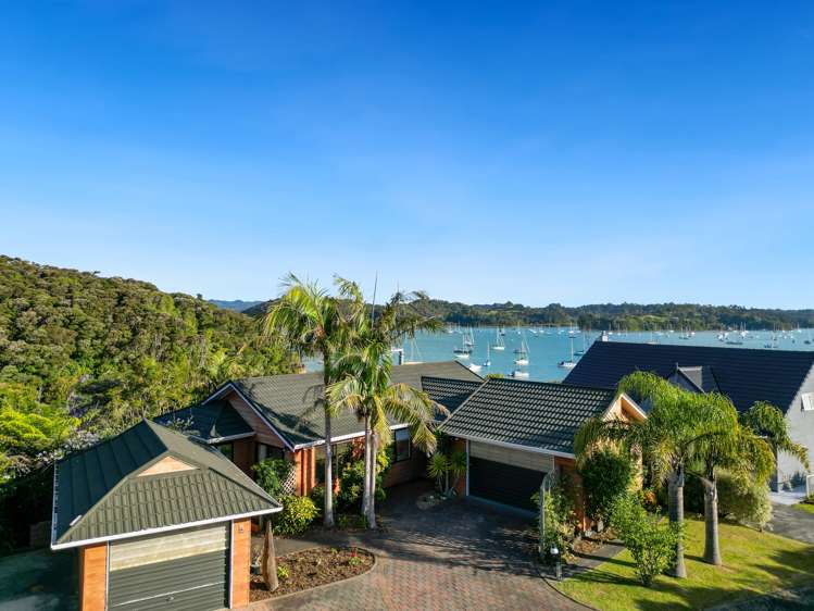 15 Kakapu Road Russell Surrounds_19