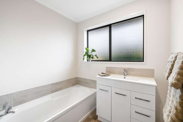 121 Prestons Road Redwood_16