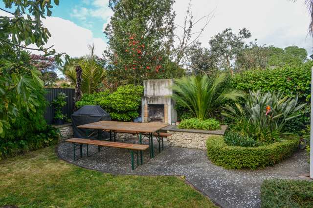 331 Clifton Road Te Awanga_1