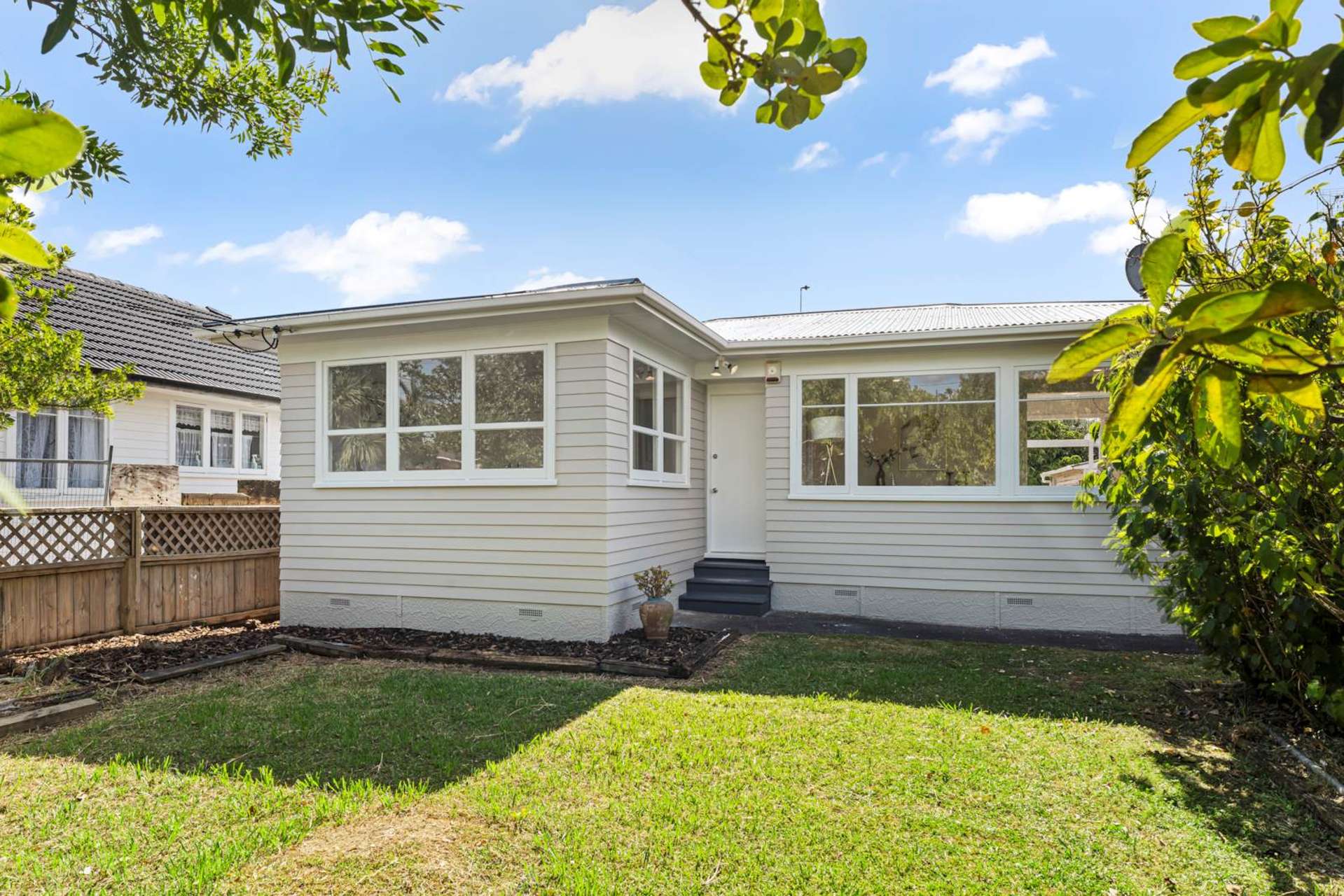 77 Dale Crescent Pakuranga_0