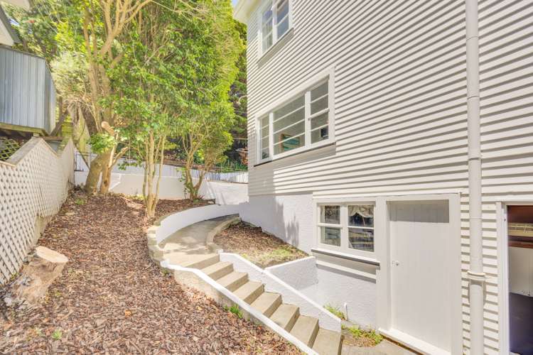 42 Ashleigh Crescent Miramar_16