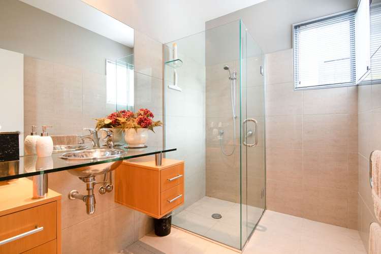 26 Courtneys West Harbour_22