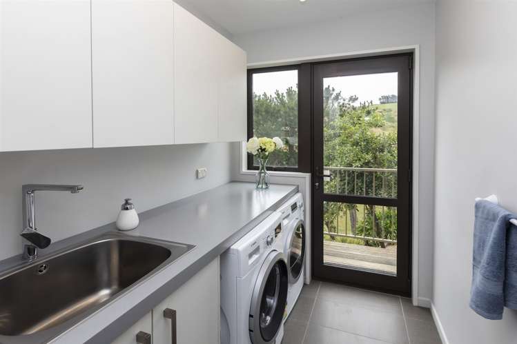 8 Crest Lane Redcliffs_19