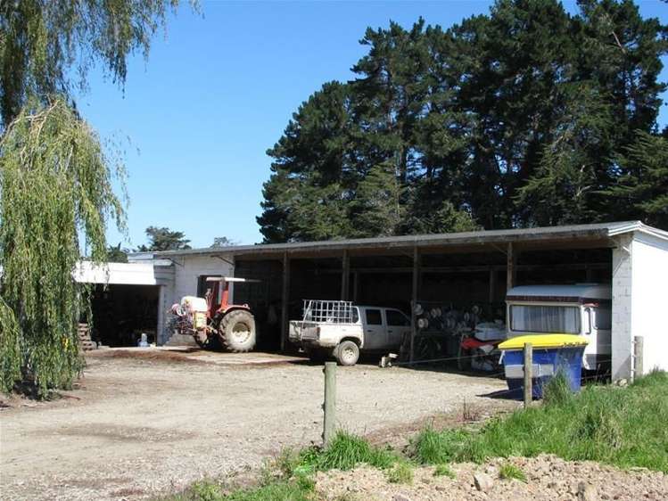 1220 Glenkenich Road Gore Surrounds_10