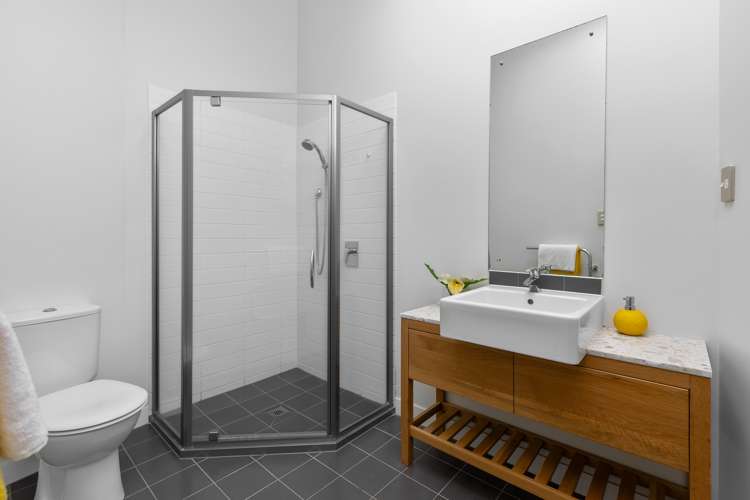 10/20 Schnapper Rock Road Schnapper Rock_10