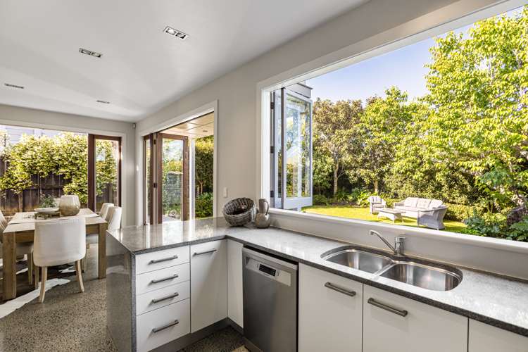 30 Church Street Devonport_8