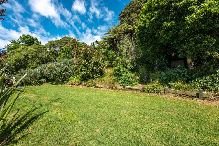 5 Beatty Parade Surfdale_12