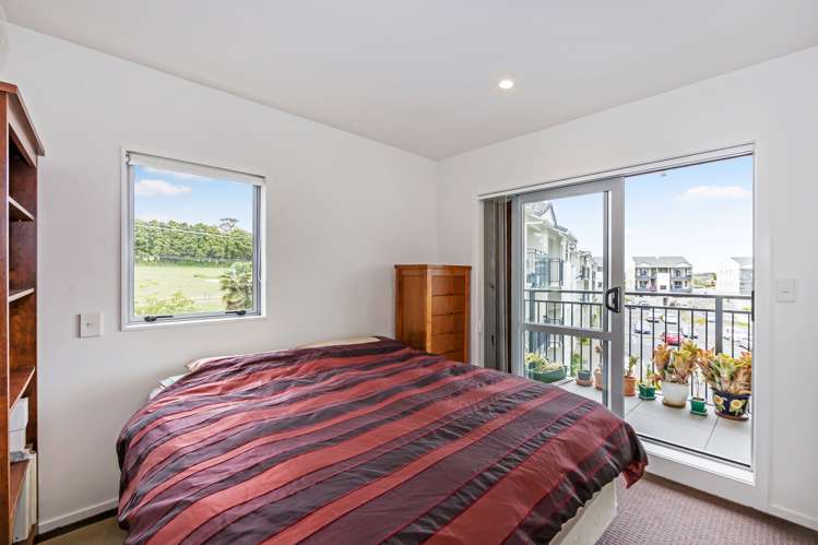 A18/71 Spencer Road Oteha_6