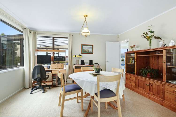 78 Victory Crescent Tawa_7