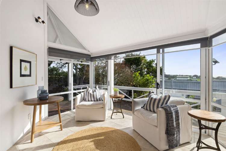 31 Winscombe Street Belmont_7