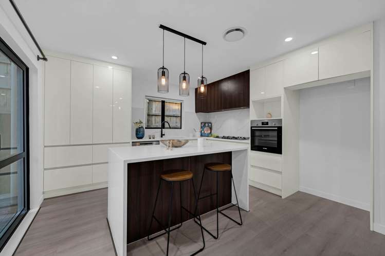 44D White Swan Road Mt Roskill_8