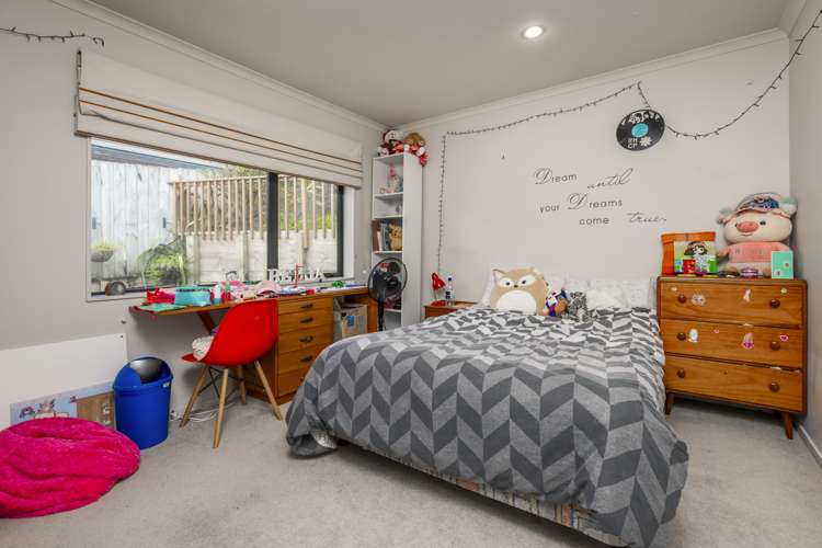 20 Henry Partington Place Greenhithe_6