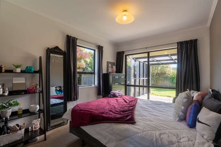 33 Lord Auckland Road Wakefield_8