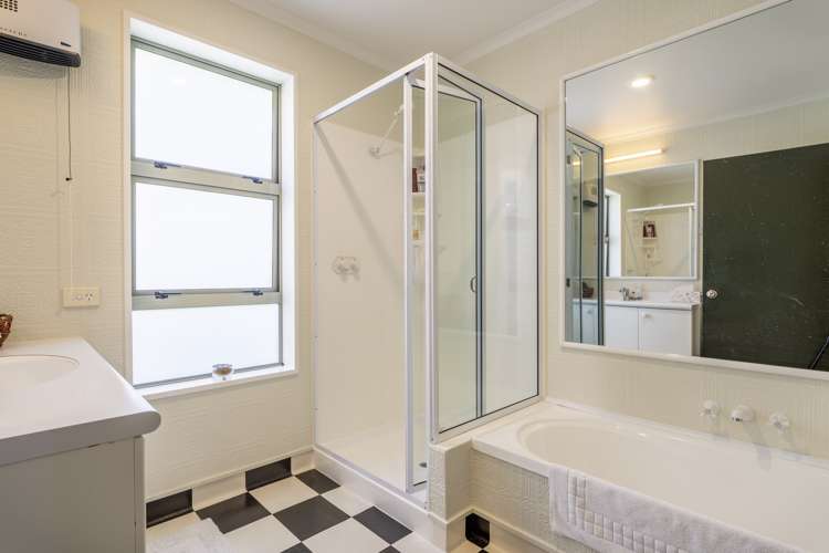 14 Cardiff Street Marchwiel_16