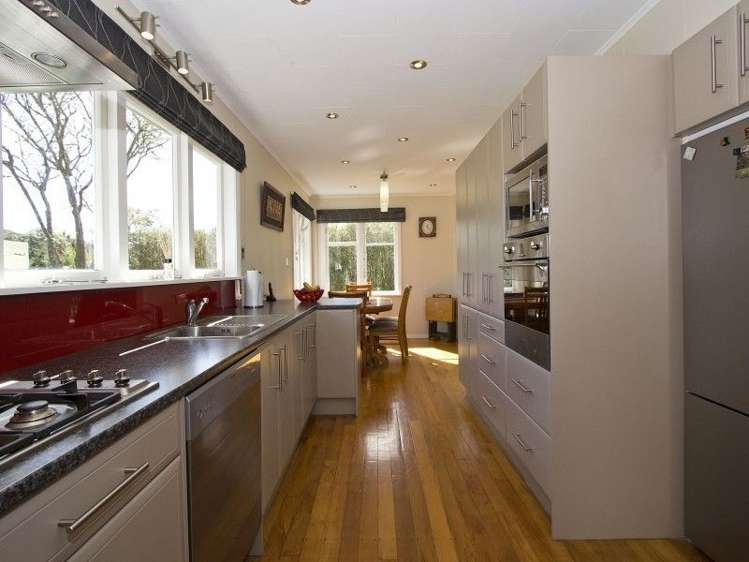 52 Wood Street Wainuiomata_3