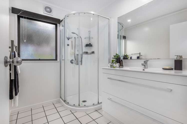 5 Edward Court Raumati South_11