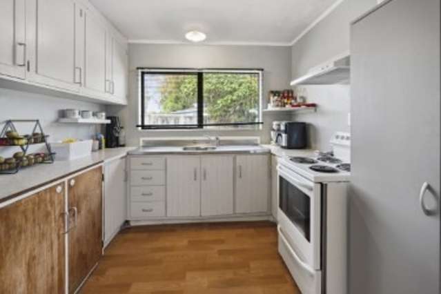 81C Kawaha Point Road 11056_2