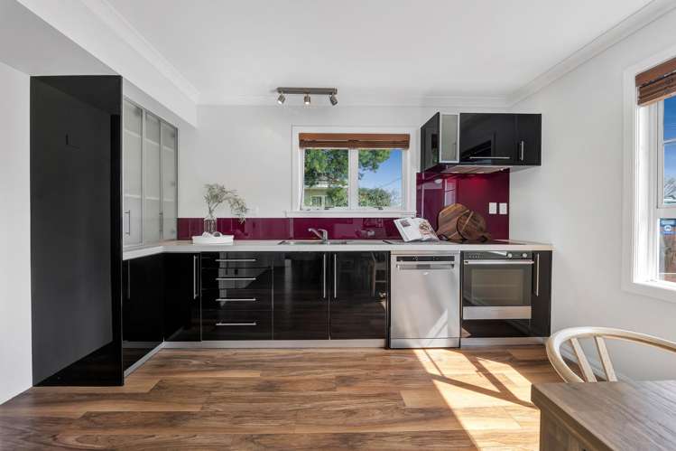 15 Wallath Road Westown_2